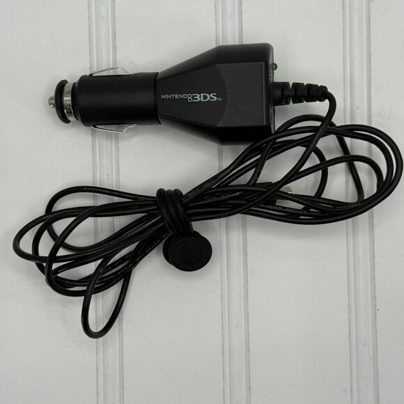 Nintendo 3DS 3DS XL DSi DSi XL Officially Licensed‎ Car Charger Black - Picture 1 of 2
